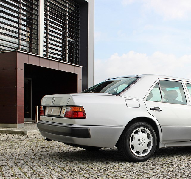 1992 Mercedes Benz W124 500E